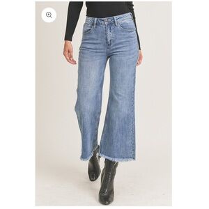 Risen Jeans, High Rise, Ankle Fray